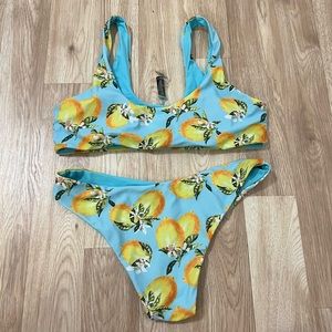🔮‼️NWT lemon bikini!!